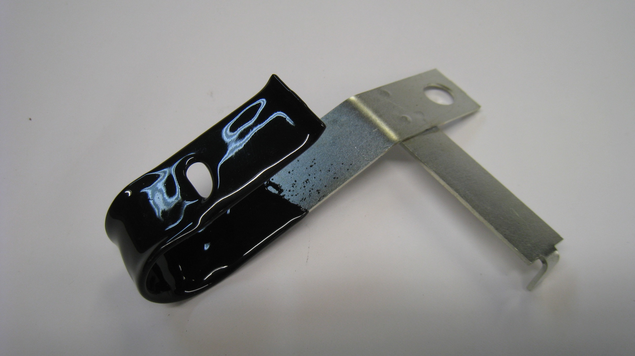 LH Cylinder Head Positive Battery Cable Bracket