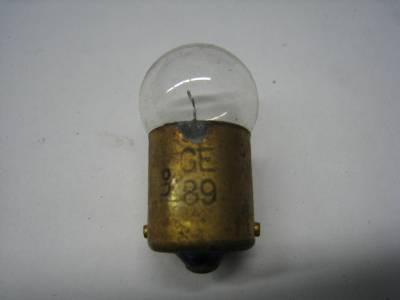 Map/Courtesy Lamp Bulb